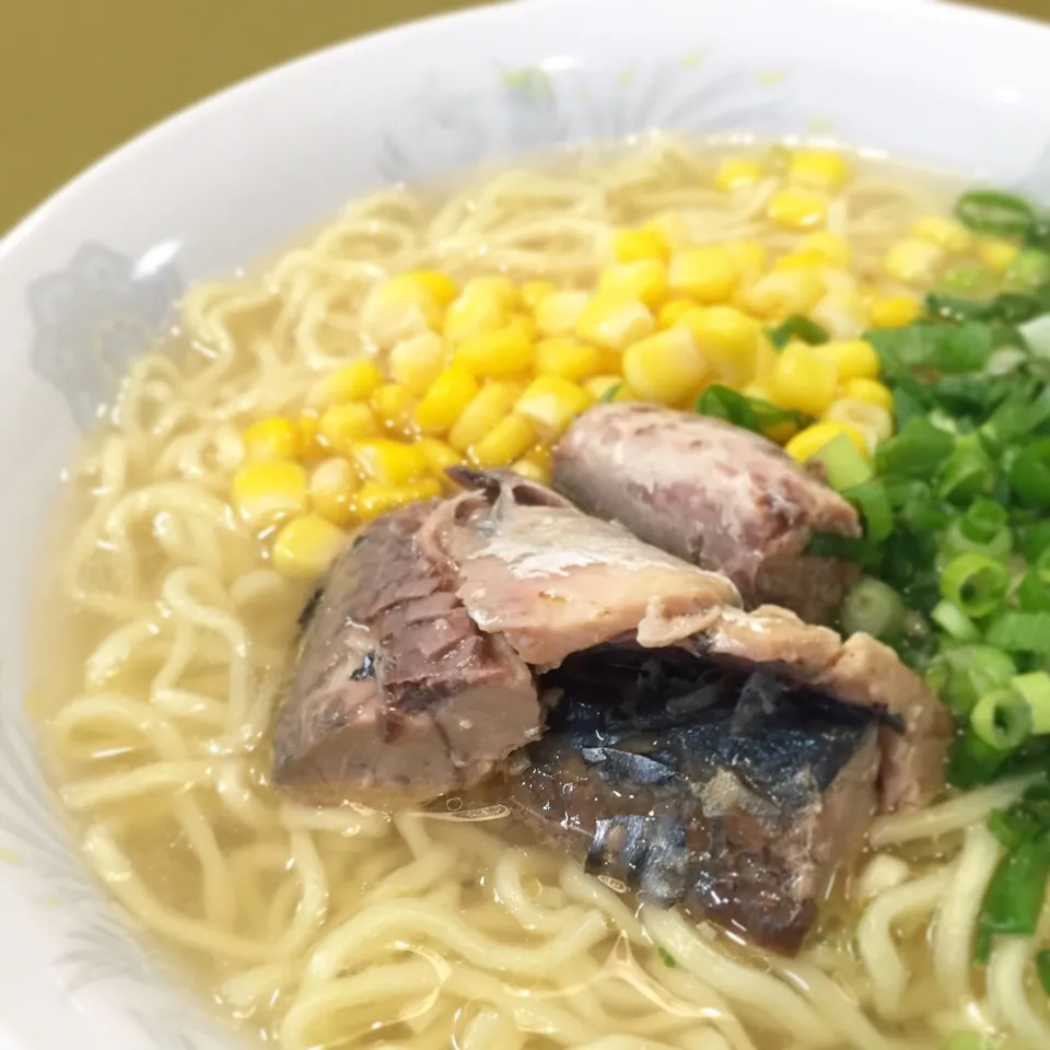 マルちゃん正麺-塩味-
休日のお昼は簡単に♪|うっちーさん