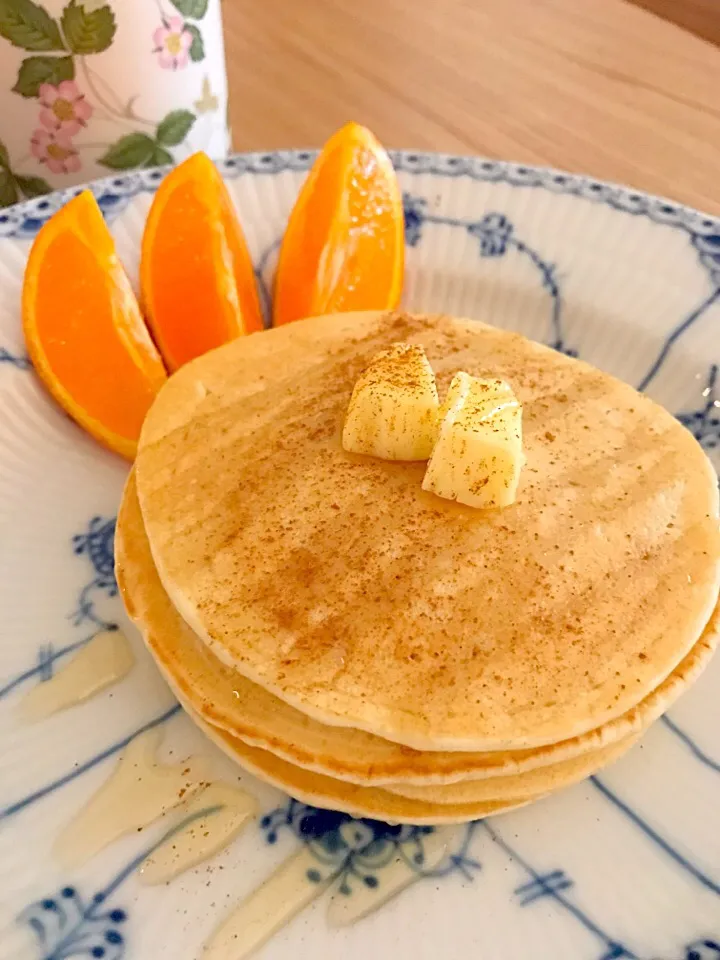 #パンケーキ 🥞たっぷり蜂蜜がけシナモン風味🍯|keitanさん