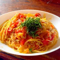 Snapdishの料理写真:しらすとトマトの和風パスタ|ゆうさん