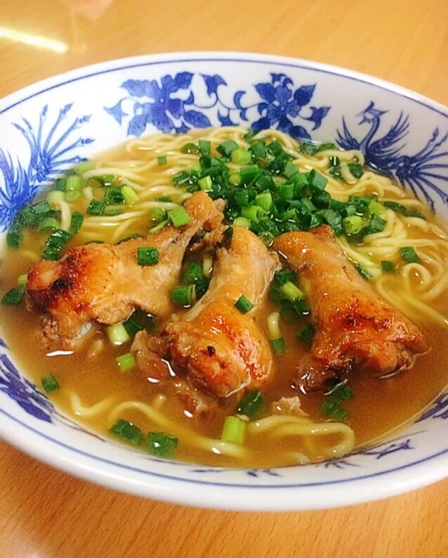 自作🍜煮干し手羽元チャーシュー麺|ガク魁‼︎男飯さん