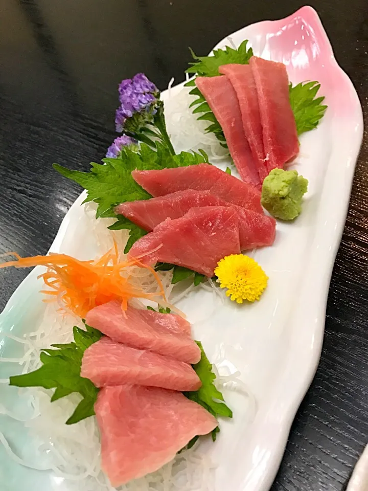 Snapdishの料理写真:本マグロ三昧
#本マグロ
#刺身盛り合わせ 
#刺身|901さん