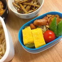 Snapdishの料理写真:今日のお弁当
冷凍保存してるスナップエンドウがまだ凍ってる( ఠൠఠ )|ねっぴさん