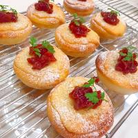 ストロベリーカスタードパン🍓