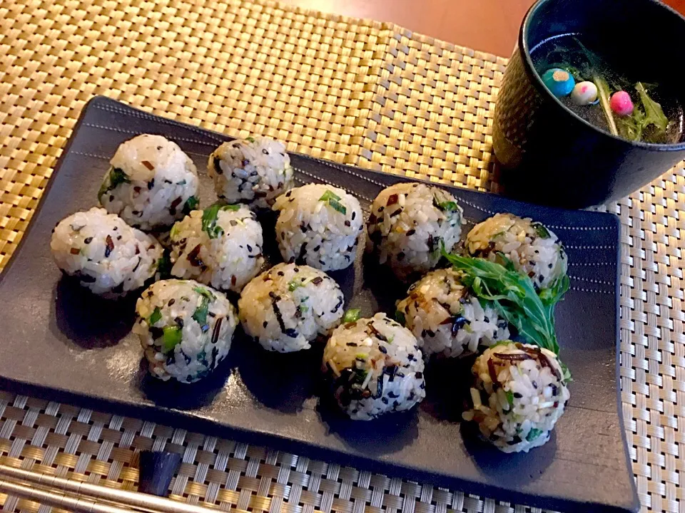 Snapdishの料理写真:주먹밥🍙ｼﾞｭﾓｸﾊﾟｯ<韓国風握り飯>|🌈Ami🍻さん