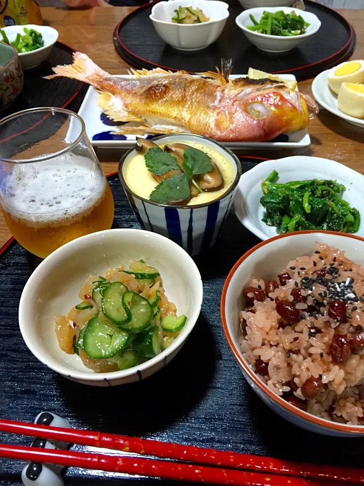 お赤飯    🏡嬉しい日の晩ご飯💐|keikoさん