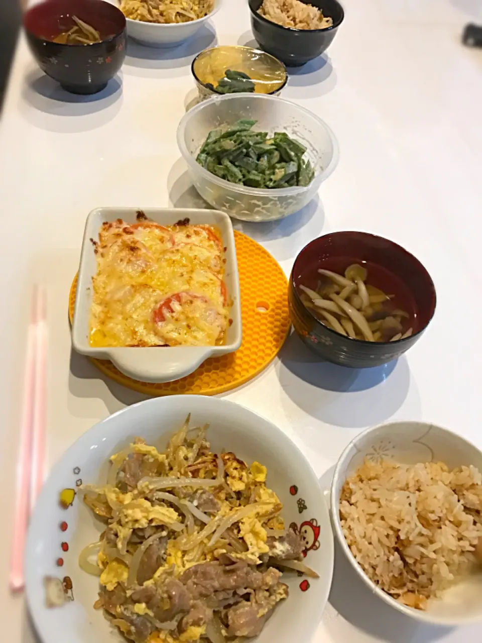 ・トマトのチーズ焼き
・オクラのゴマドレ和え
・ホタテご飯
・豚とモヤシの卵炒め
・しめじのお吸い物|さや助さん