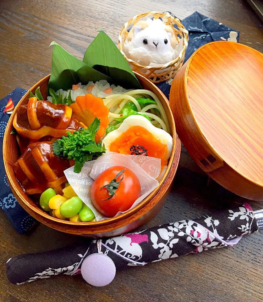 ハンバーグのお弁当！空っぽにな〜れ♡|マトンさんの飼い主さん