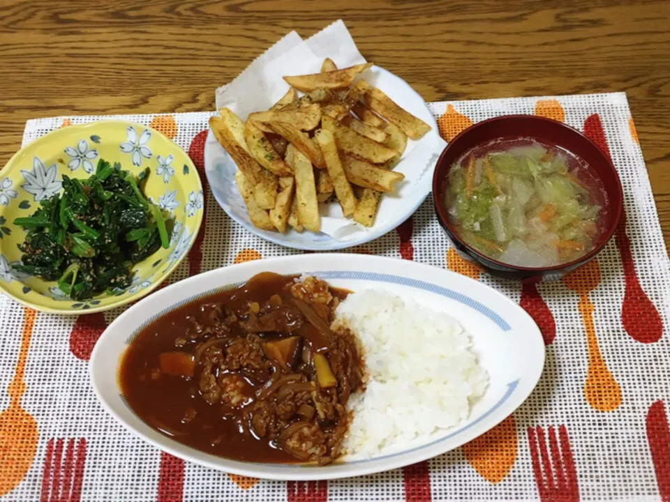 ほうれん草の胡麻和え・のり塩フライドポテト・野菜スープ・ハヤシライス|美也子さん