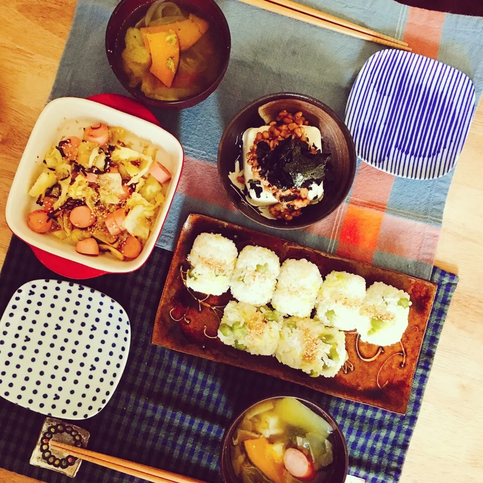 今朝の朝ごはん♡

#朝ごはん#ふたりごはん#おにぎり#野菜スープ|ゆかさん