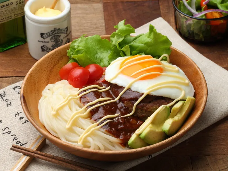 ハワイのおしゃれ丼！カフェ風ロコモコうどん #AllAbout|All About 料理レシピさん