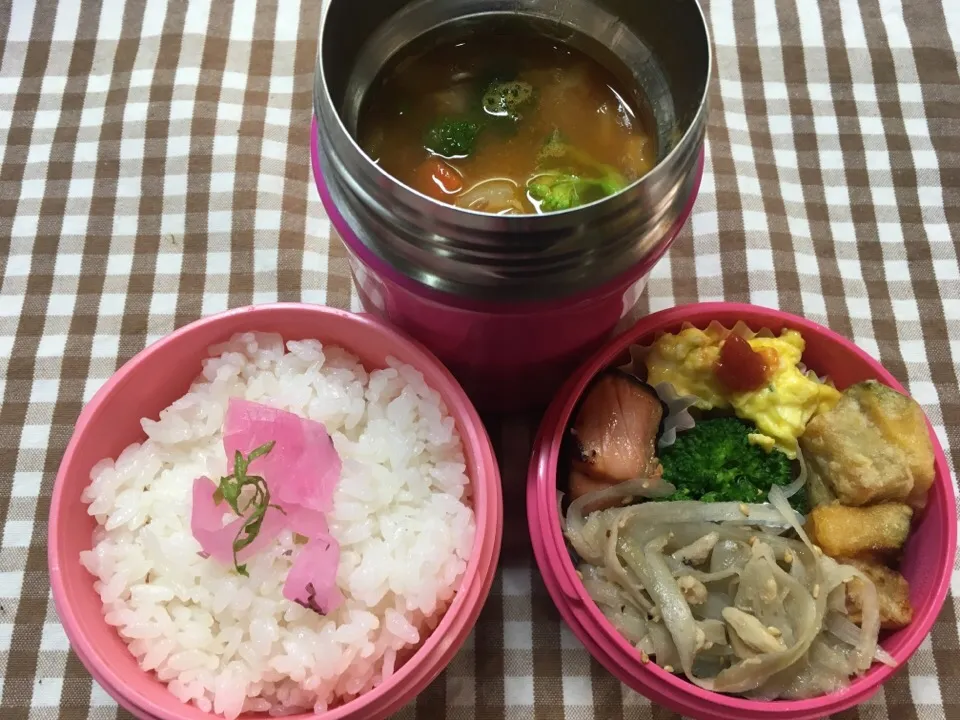 4月12日 今日は 一人弁当|sakuramochiさん