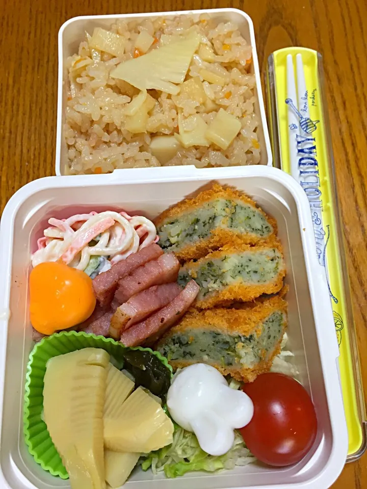 4月14日 コロッケ弁当(´･_･`)|かよっぺさん