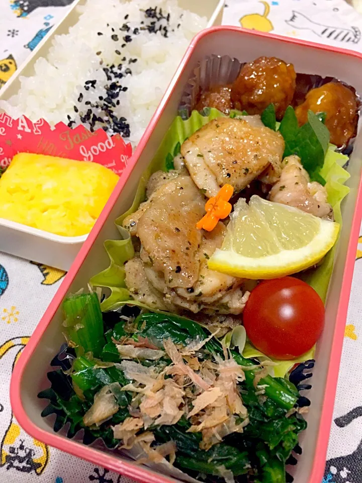 Snapdishの料理写真:塩レモンチキンのお弁当|かりんかさん