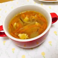 しいたけ、えのき茸、にんじんの卵スープ|あづちょさん