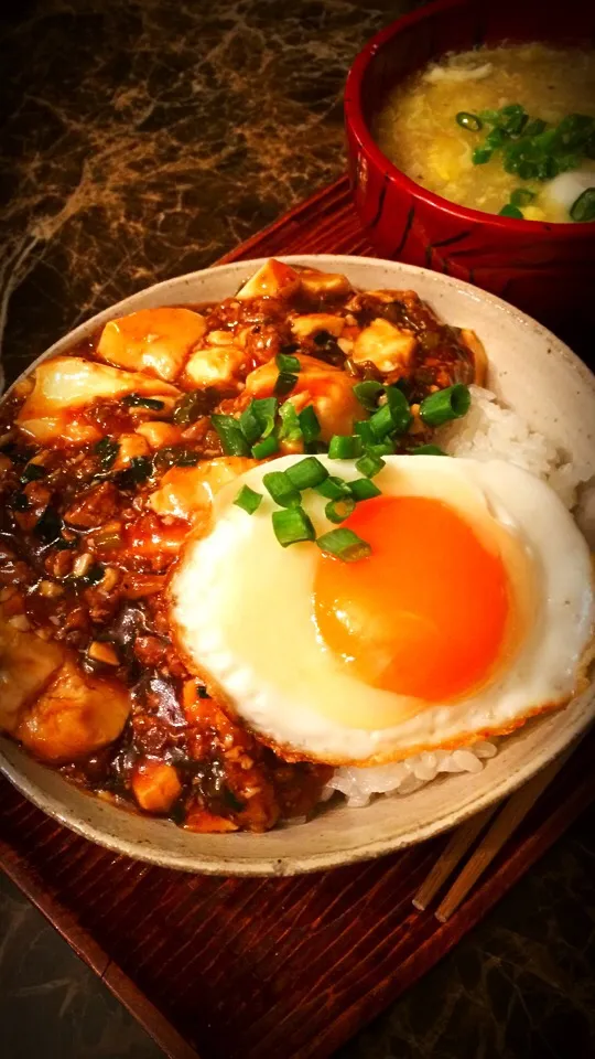 Snapdishの料理写真:麻婆豆腐丼(❁ᴗ͈ˬᴗ͈)❣️
花山椒と豆板醤を沢山入れちゃった💓|💍ごはん🍚さん