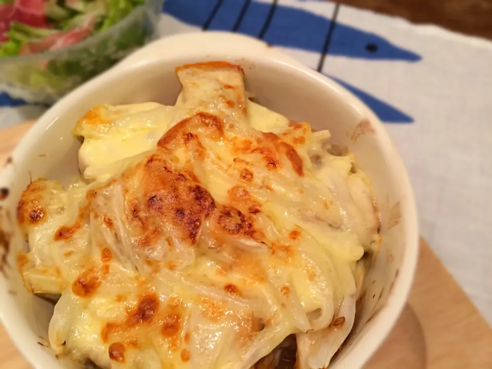 Snapdishの料理写真:咲きちゃんさんの料理 厚揚げと新玉ねぎの甘味噌チーズ焼き💖|mashaさん