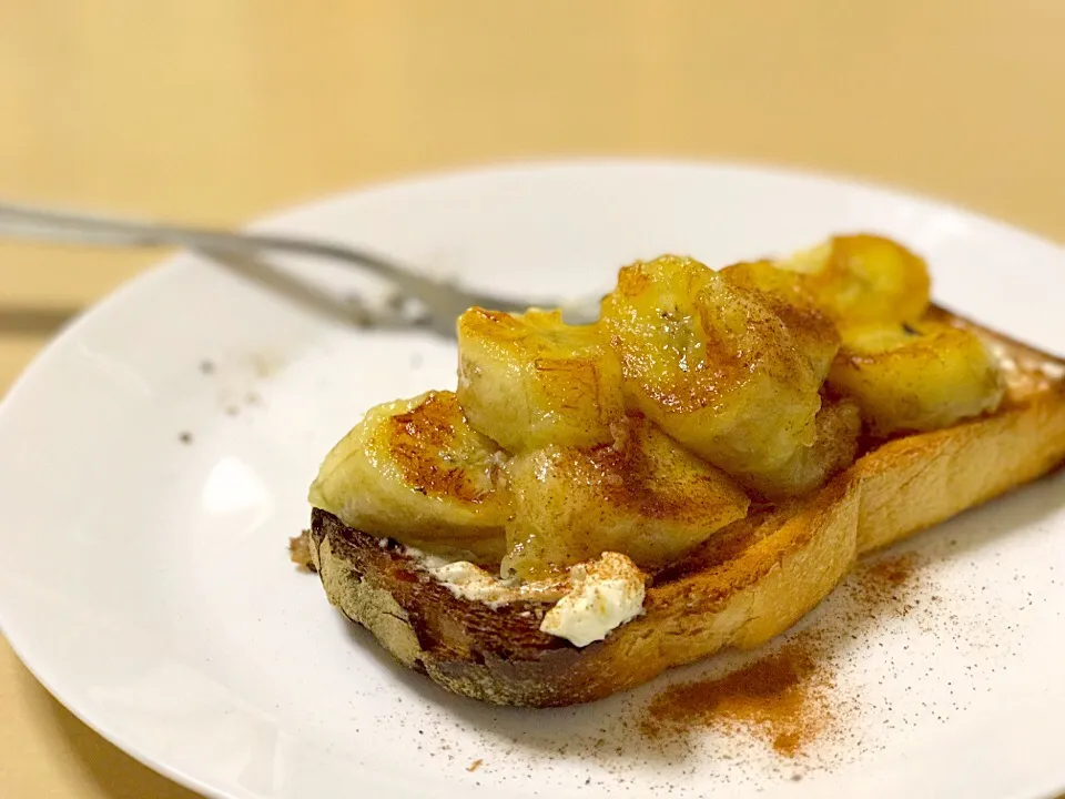 焼きバナナトースト|マハロ菊池さん