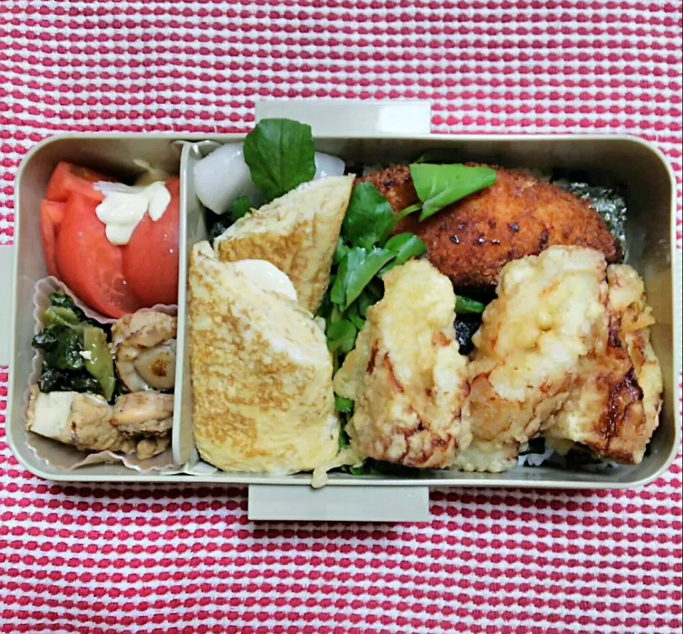 旦那夜勤弁当🍱
海苔弁
     魚フライ、太ちくわ天|miimiさん