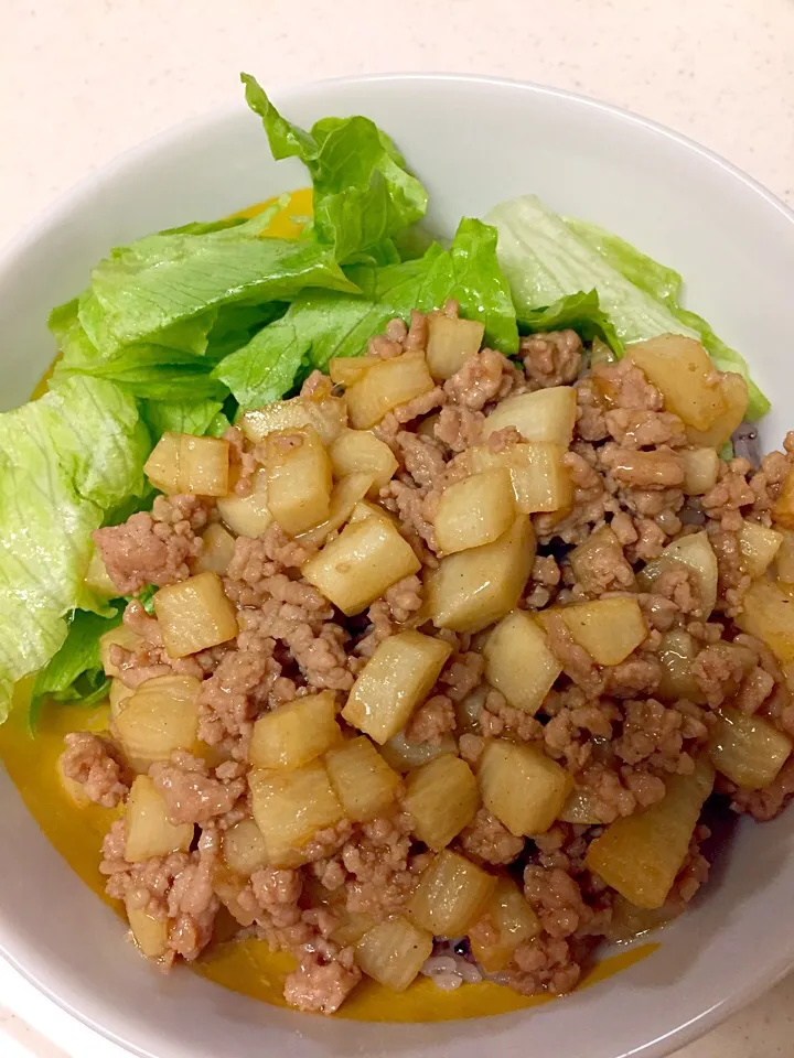 長いもとひき肉のそぼろ丼|usakoさん