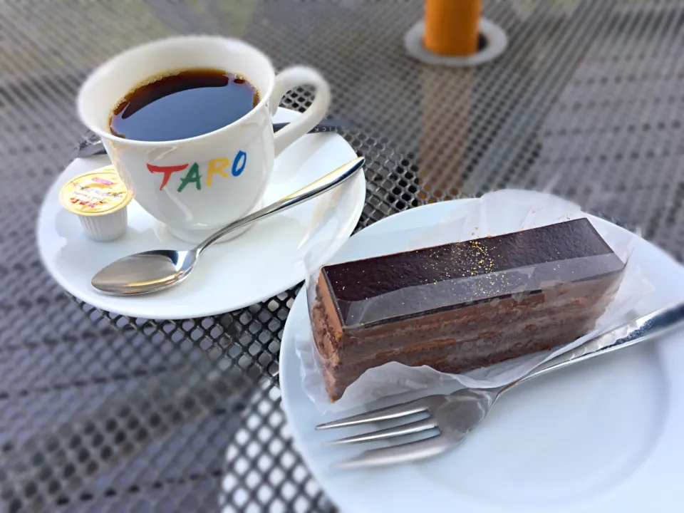 チョコレートケーキとTAROブレンド|こだまさん