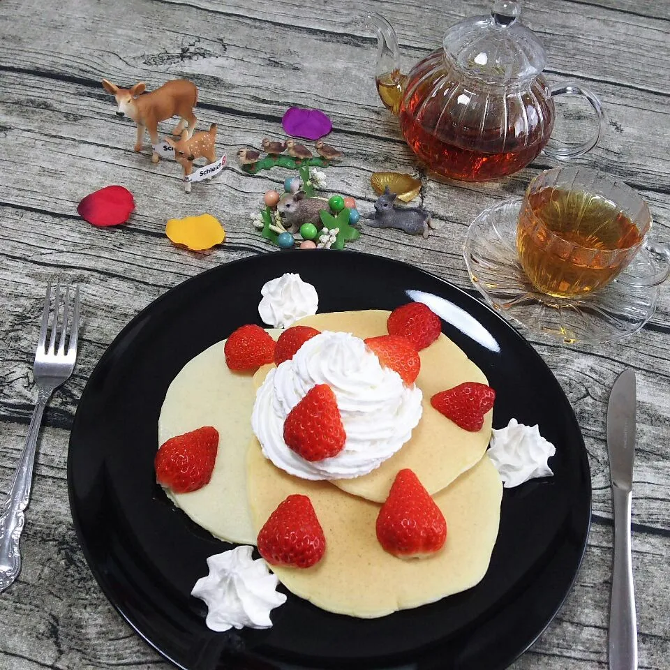 ¨̮♡⃛Happy Easter♡⃛¨̮
パンケーキで朝ごはん🎶|シュワシュワキッチンさん