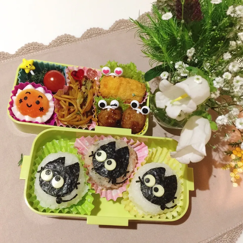 4/17❤︎娘のおにぎりお弁当❤︎黒猫さん|Makinsさん