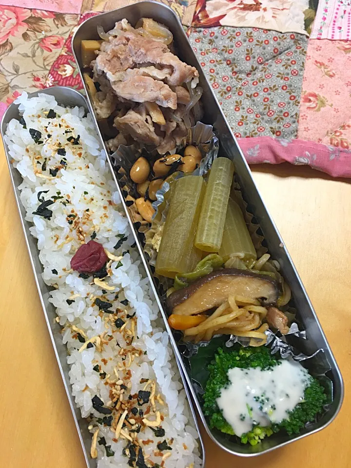 豚肉とメンマの煮物 ひじき大豆 蕗と油揚げの煮物 焼きそば ブロッコリー弁当。|Kumiko Kimuraさん