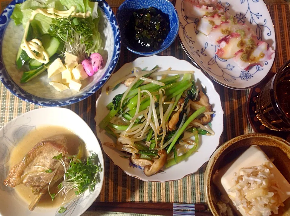 骨つき豚肉、タコ刺身、小松菜炒め|shozuuさん