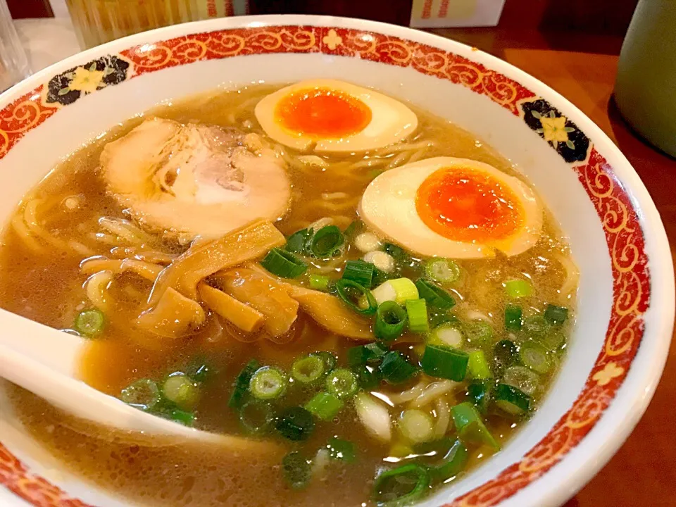 醤油味玉ラーメン|マハロ菊池さん