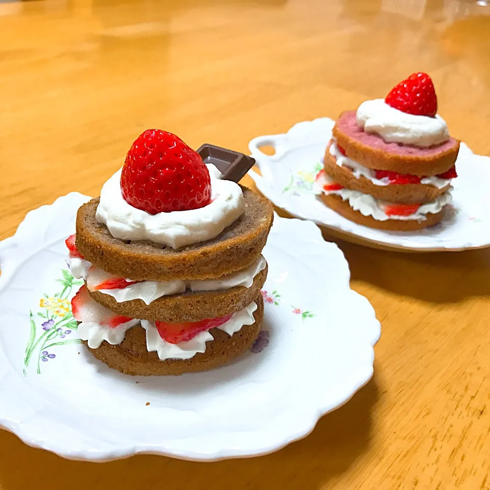 Snapdishの料理写真:いちごケーキ🍓|ぷさん