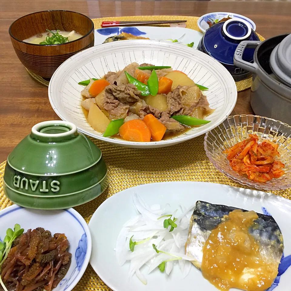 Snapdishの料理写真:春を感じて、つくしの佃煮
大根と牛肉 こんにゃくの煮物
鯖の味噌煮|accoさん