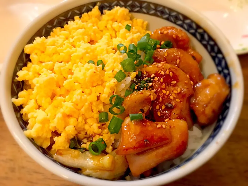 Snapdishの料理写真:焼き鳥丼|Ayaさん