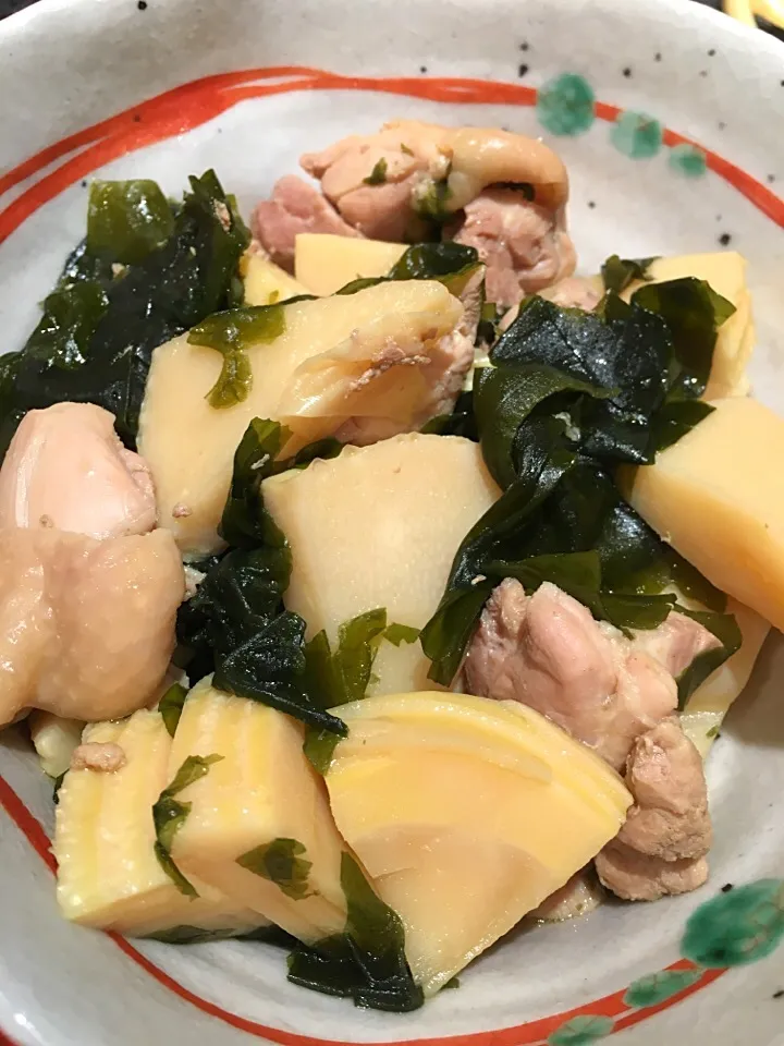 昨日掘った筍で鶏モモ肉の若竹煮。生姜風味|Flowerさん