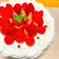 Snapdishの料理写真:いちごのショートケーキ🍰|shaunさん