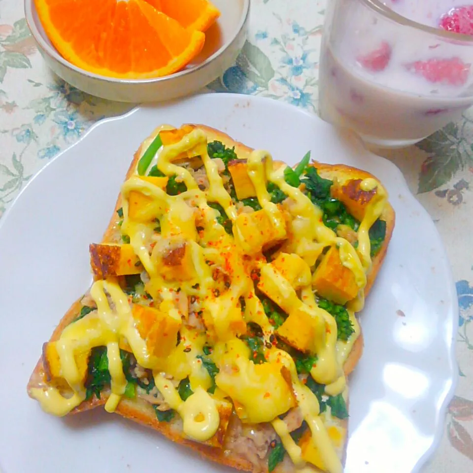 ツナ玉子焼き菜の花マヨチーズトースト|うたかた。さん