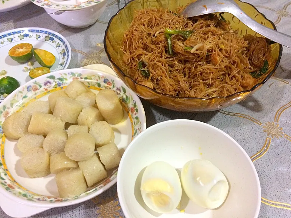 Bihun goreng, pulut|dynaさん