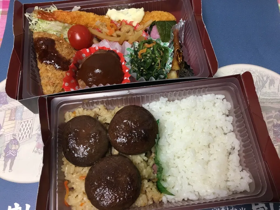 Snapdishの料理写真:こだわり農場鈴木音羽米しいたけごはん弁当 同友会宅配|Naokazu Kuritaさん