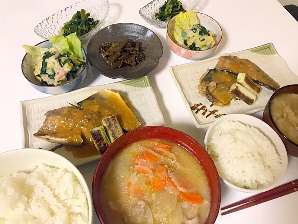 Snapdishの料理写真:#サバの味噌煮晩御飯|ゆりえさん