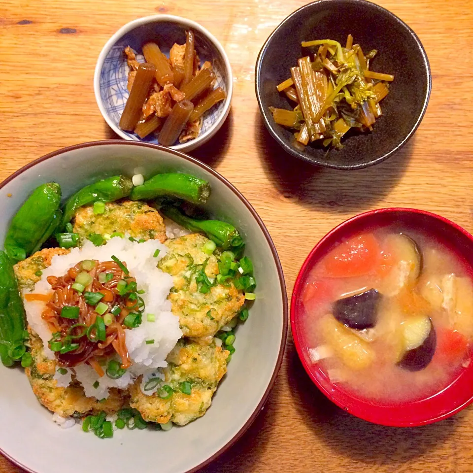 vegan グルテンフリー シュガーフリー
アオサのがんもどき丼
トマトの揚げナスの味噌汁
蕗のきんぴら
花ワサビの二杯酢|makiko_aさん