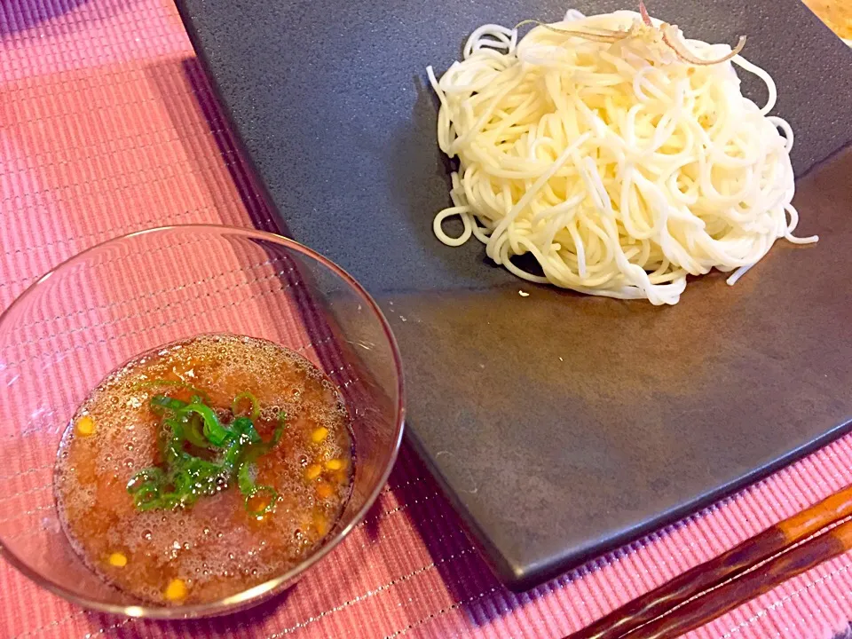 Snapdishの料理写真:こぶトマトおろし🍅そうめん|みゆきさん