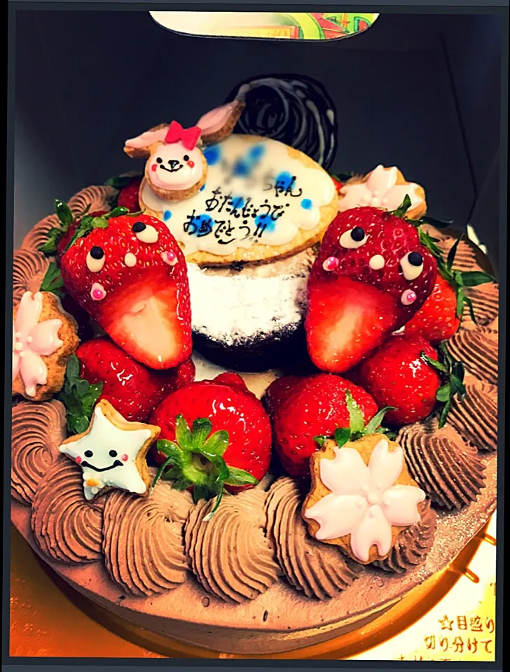 Birthday Cake🎂 生チョコケーキで|まどさん