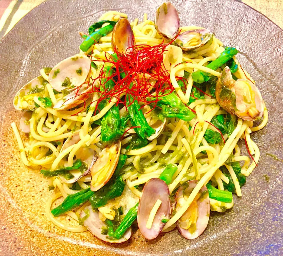 夕べの晩ごはん⭐️菜の花とアサリと生海苔のパスタ|KANAさん