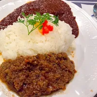 ビーフとハーブのカレー✨ハーフ&ハーフ|emiさん