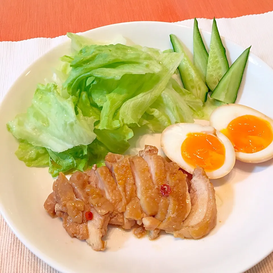 Snapdishの料理写真:鶏肉の醤油蒸し|あーしょかぽんさん