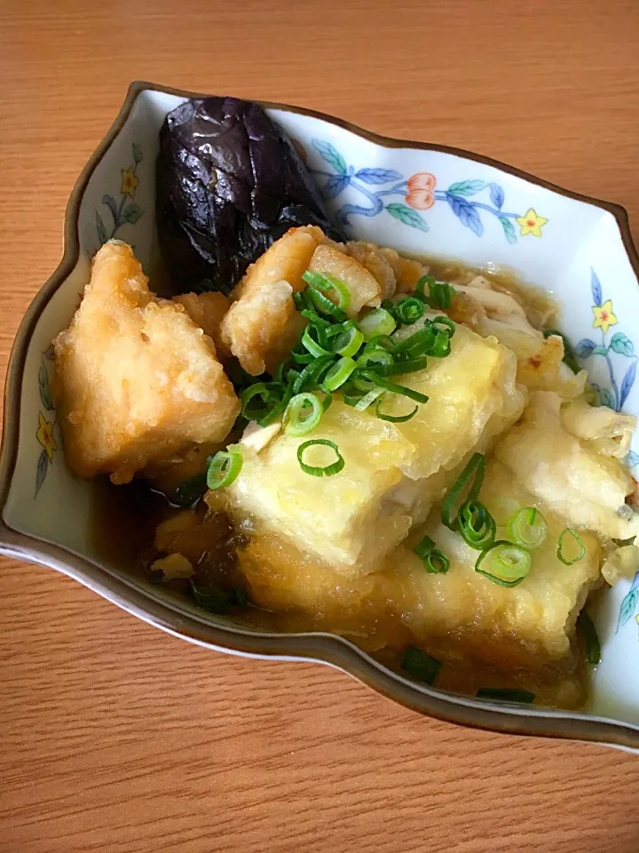 Snapdishの料理写真:鶏の揚げ出し豆腐|ぽんちょさん