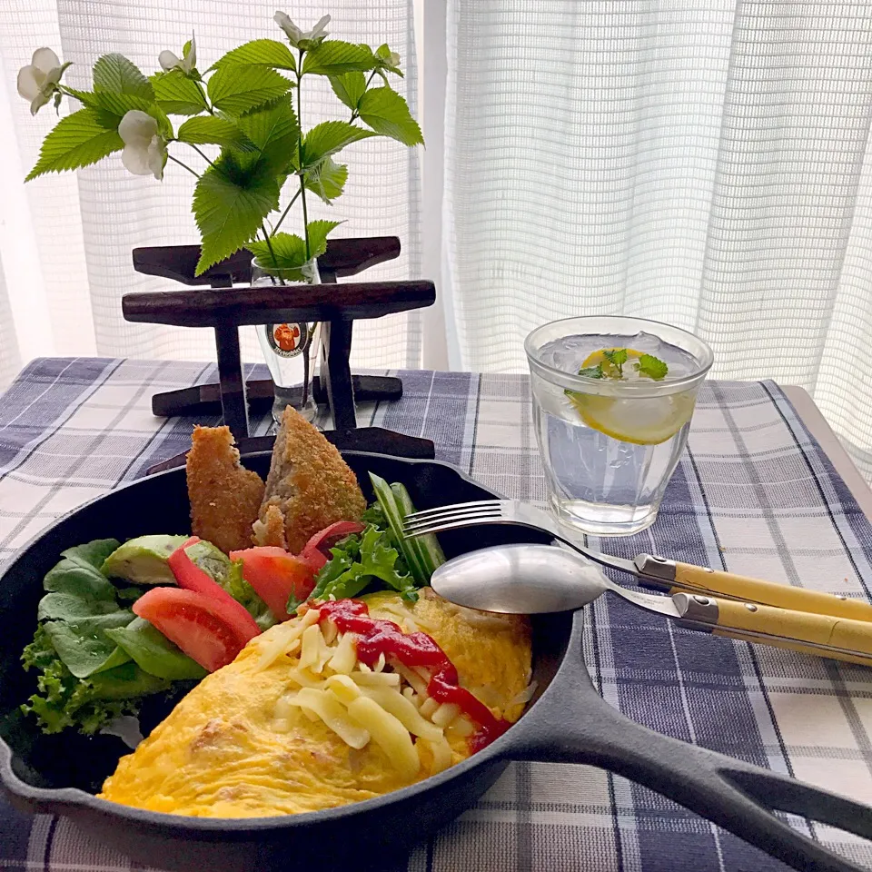 のんびり平日のお昼ごはん|シュトママさん