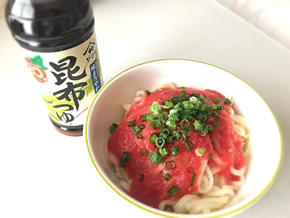 すりおろしトマト🍅のぶっかけうどん|yurikaさん