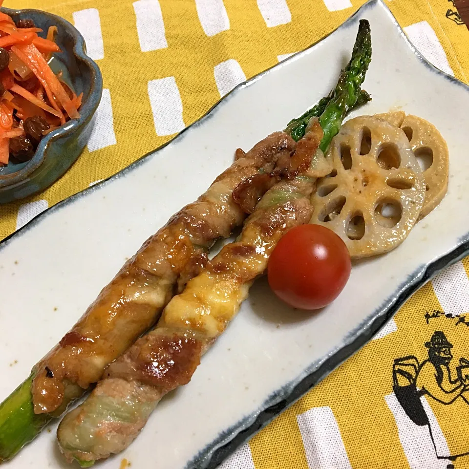 Snapdishの料理写真:まるごとアスパラ巻き|あさかさん