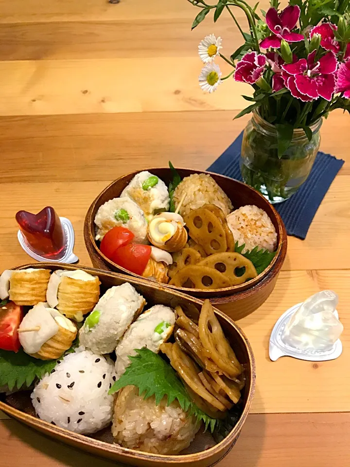 ふたり弁当

おむすび🍙
蓮根のきんぴら
ちくわの海苔チーズロール
里芋と枝豆の丸め焼き
大葉 ミニトマト|ひななぎさん