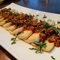 pan fried tofu with basil chili meat sauce|William Tanさん